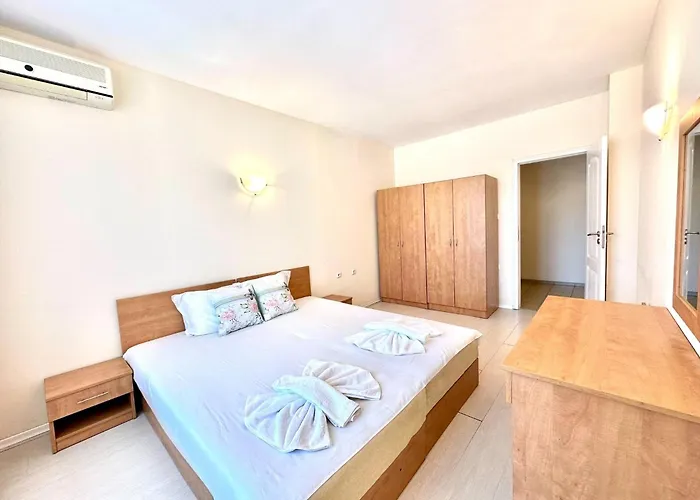 Blue Marine - Menada 阳光海滩