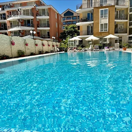 Blue Marine - Menada Apartmán *
