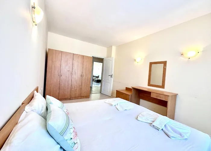 Blue Marine - Menada Lejlighed *